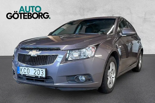 Chevrolet Cruze Halvkombi 1.6 Dragkrok Fullservad  AUX Nybesiktigad